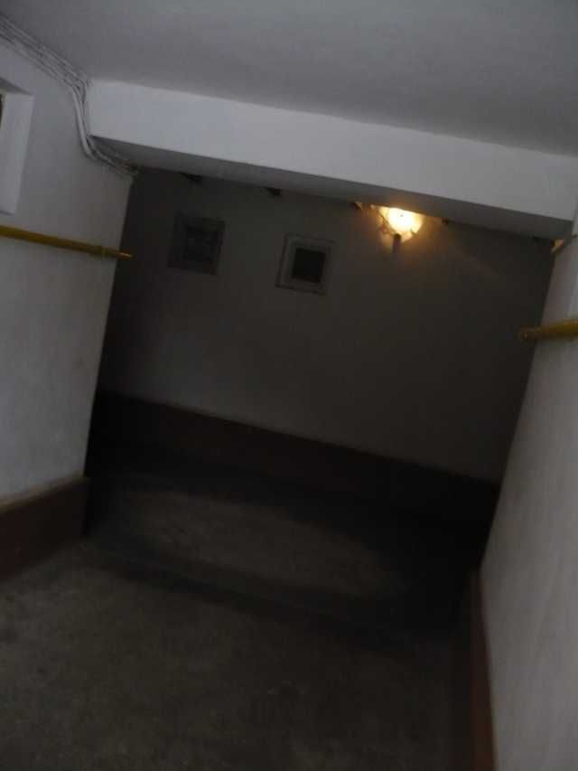 fara agentii apartament 3 camere centru etaj 1 1