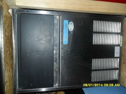 Vand Masina cuburi gheata