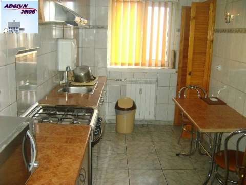 tulcea - apartament 4 camere, zona babadag 3