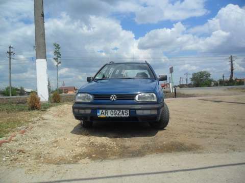 vand golf- 3 combi motor 1. 8. benzina an 1