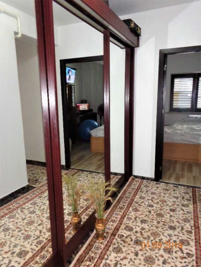 ofer apartament spre inchiriere 6