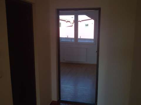 vand apartament 3 camere 3