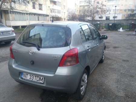 vand toyota yaris 6