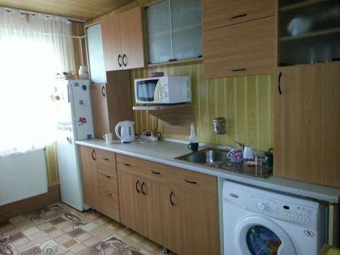 super pret! vanzare apartament cu 3 camere zona de sus 1