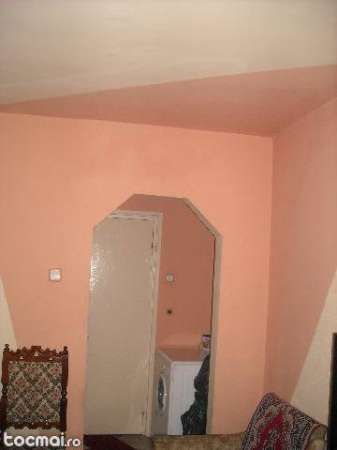 vand apartament cu 2 camere in dej 5