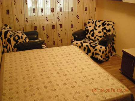 apartament 2- 3 cam la intrare in mamaia 2