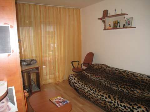 proprietar vand apartament 2 camere 5