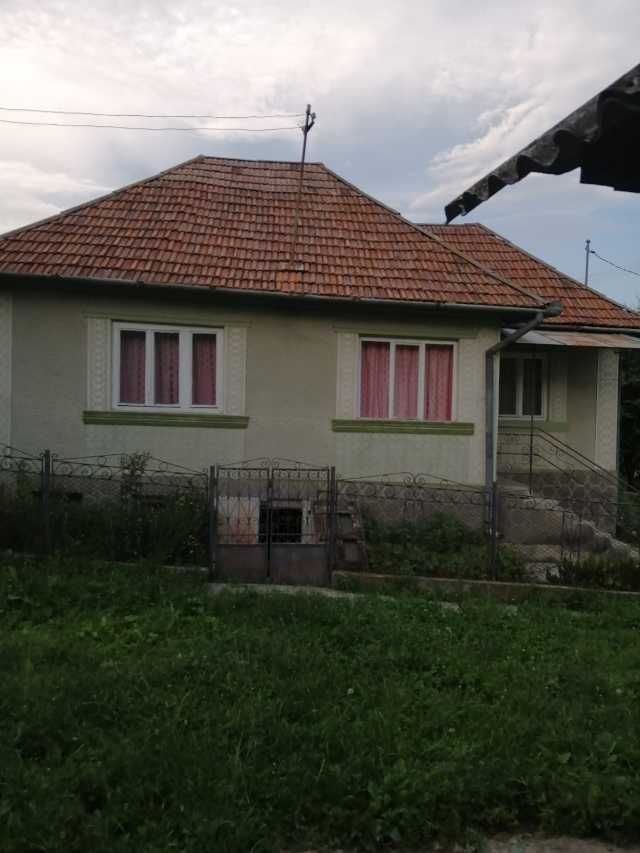 vand casa la tara in localitatea unguras langa dej 9