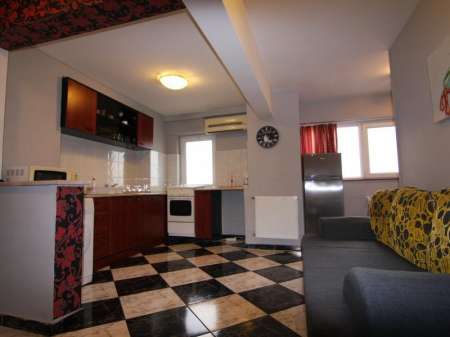 Vanzare apartament 3 camere Unirii, an constructie 1990 