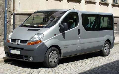 TRANSPORT PERSOANE (8+1 LOCURI) IEFTIN, 13 ANI EXPERIENTA