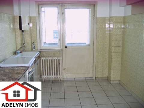 tulcea - apartament 3 camere, zona victoriei 1