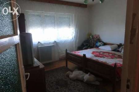 vand/ schimb apartament localizat in mvii carei cu 3 camere 5