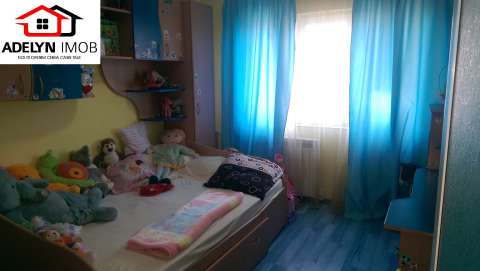 tulcea - apartament 3 camere, zona sabinelor 7