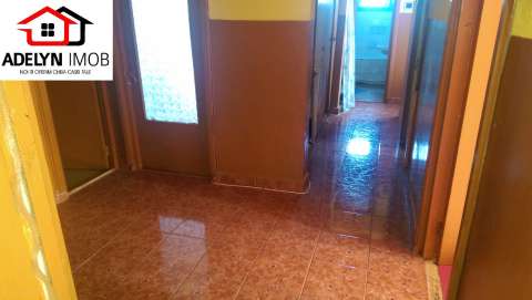 tulcea - apartament 4 camere, zona pacii 3