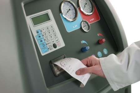 Incarcari instalatie AC auto