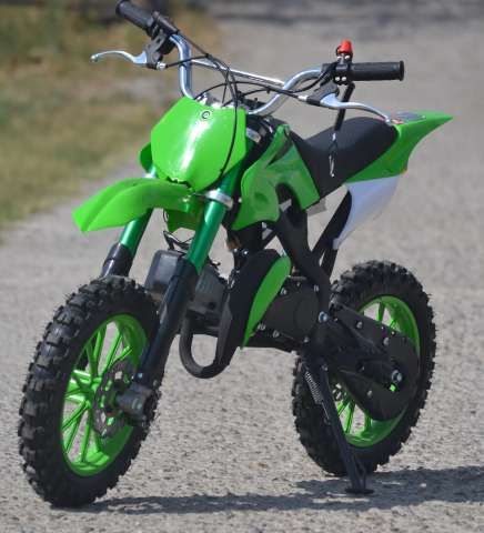 modelul dirtbike apollo 49 cc 2