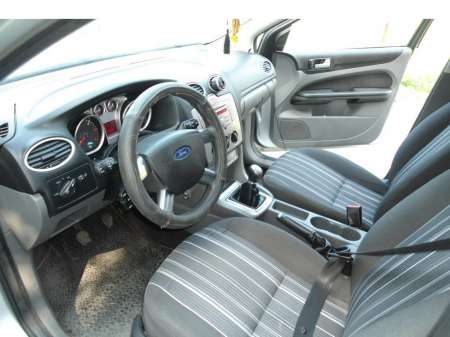 vand ford focus 2 ' 6