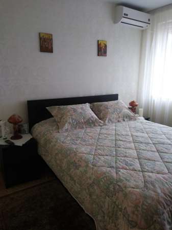 urgent vand apartament 2 camere stefan cel mare 3