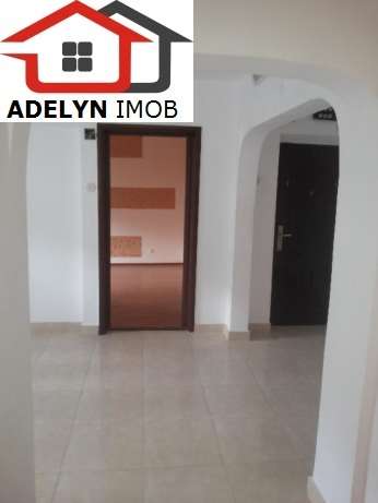 tulcea - apartament 3 camere, zona victoriei 1