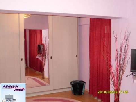 tulcea - apartameent 4 camere transf in 3 camere 1