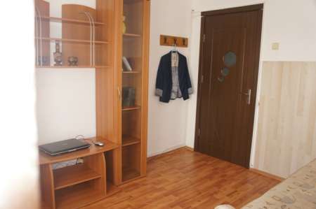 vand apartament 3 camere ultracentral la pret mic urgent 7