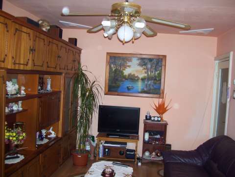 proprietar, vand apartament 3 camere; ultracentral; decomandat campina 1