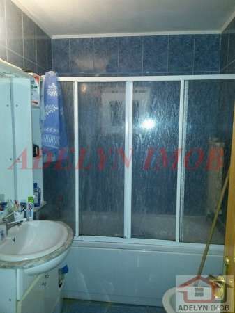 tulcea = = apartament 3 camere , zona e3 8