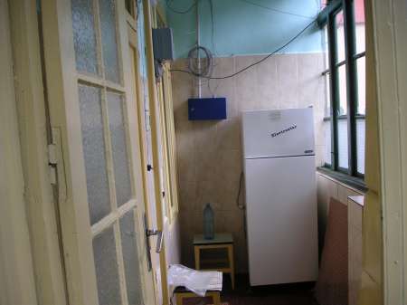 vand apartament in casa la curte in orasul galati 3