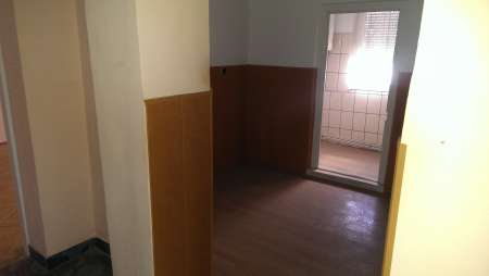 apartament cu 2 camere decomandate et 1 spatios 8