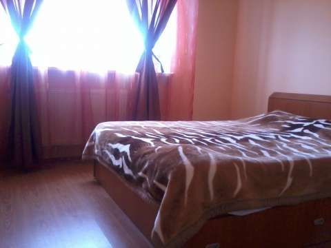 vand apartament 3 camere foarte convenabil 2