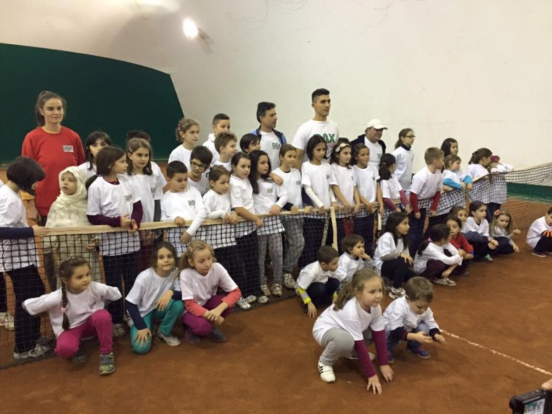 Cursuri tenis copii. Scoala tenis. Prima lectie gratuita