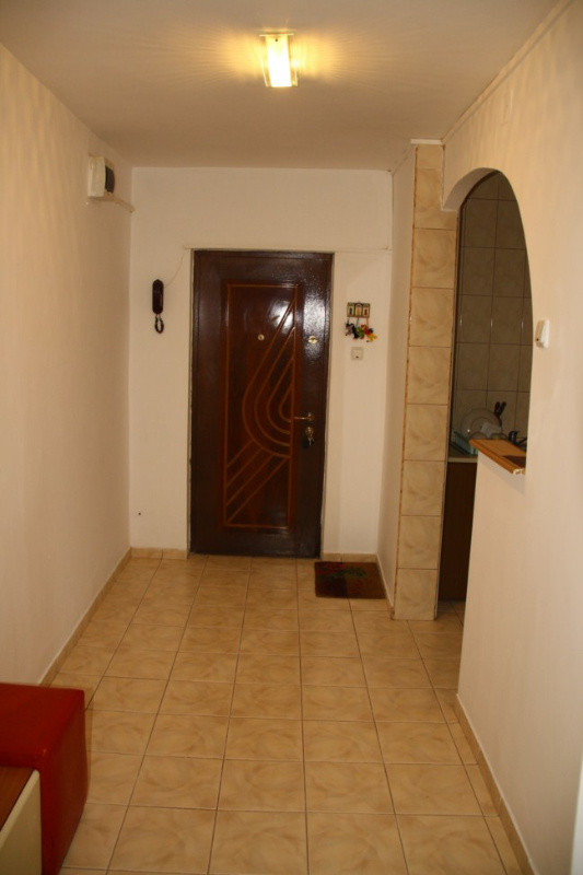 de inchiriat apartament 4 camere eroii revolutiei sura mare bucuresti 7