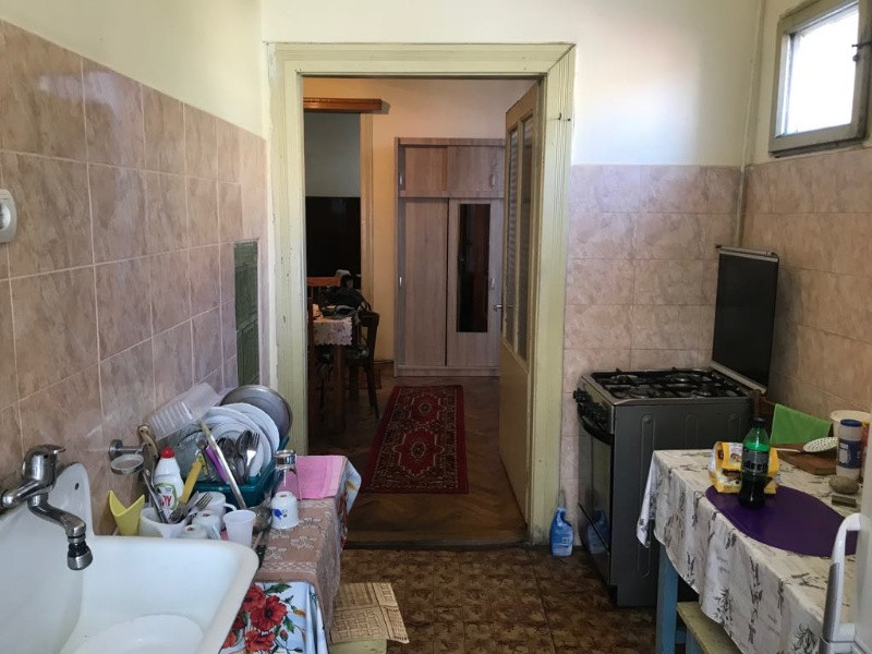 inchiriez apartament cu 3 camere, piata mihai viteazaul, cluj. 4