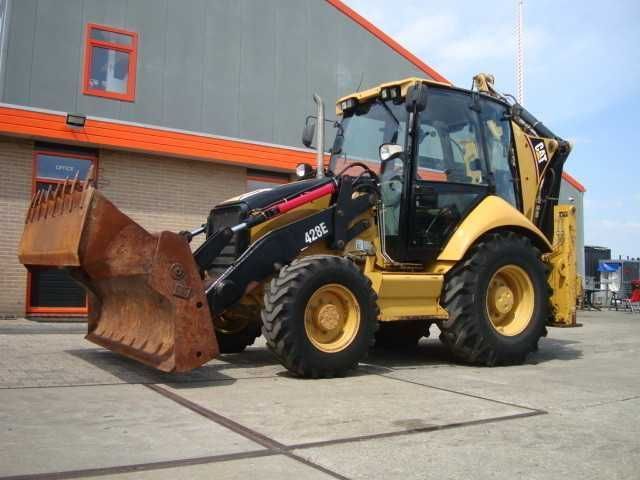 caterpillar - buldoexcavatoare 1