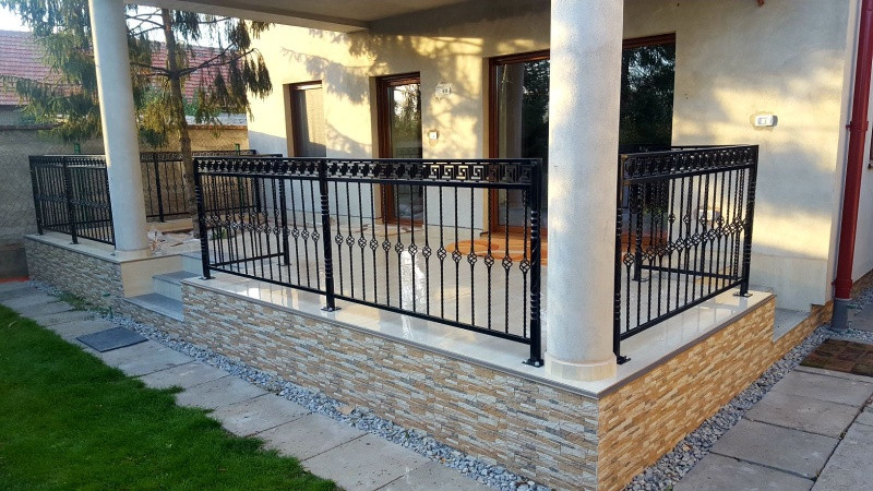 balcoane / balustrade / porti& garduri / scari fier forjat finisaje premium 3