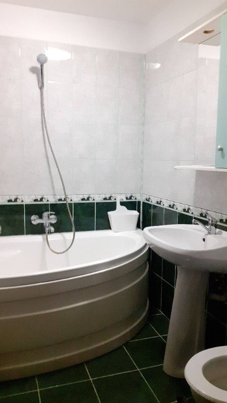 caut colega de apartament / se inchiriaza, lujerului- virtutii, sector 6, bucuresti 7