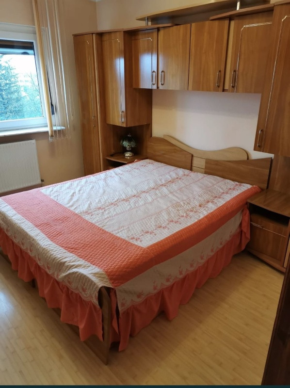 vand apartament 3 camere decomandat garii 7