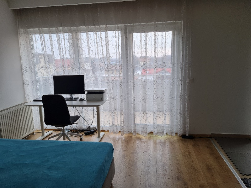 vand apartament 2 camere in cartierul german chitila 4