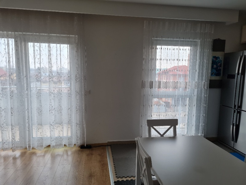 vand apartament 2 camere in cartierul german chitila 10