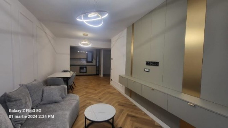 inchiriez apartament 2 camere semidecomandat, pipera, 71 mp, 2