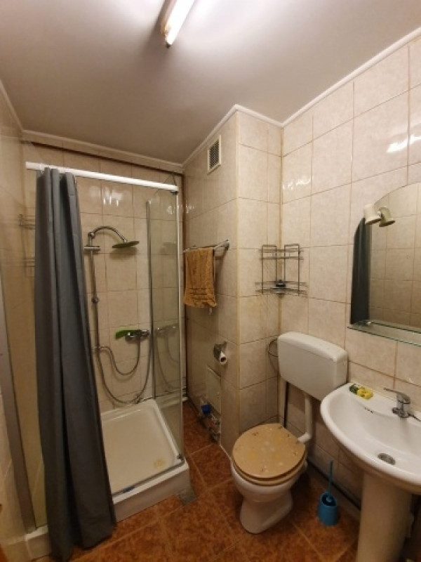 inchiriez apartament 3 camere in 13 septembrie, complet mobilat si utilat, 70 mp, 420euro 7