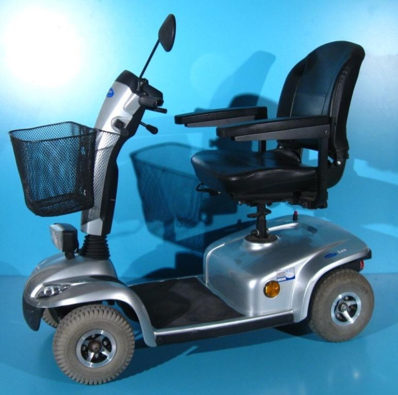 scuter electric invacare leo - 6 km/ h 4