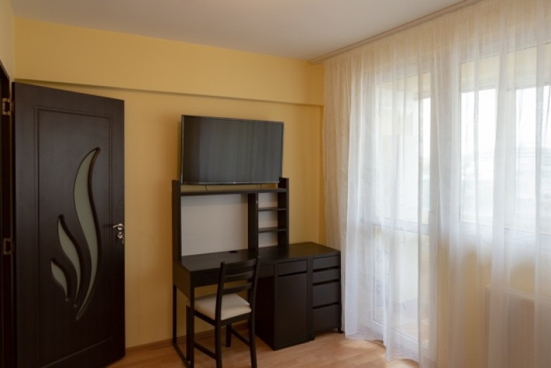 inchiriez apartament 2 camere decomandat, dimitrie cantemir, 50 mp, 550euro 3