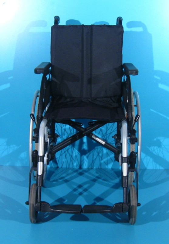 scaun cu rotile din aluminiu breezy / latime sezut 40 cm 2