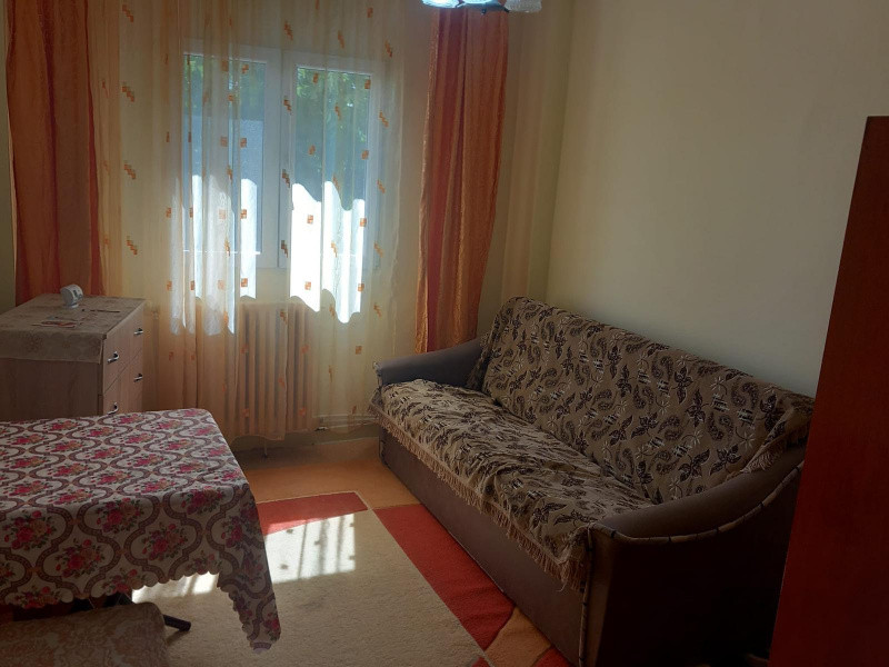 inchiriere apartament 2 camere - zona miorita, bacau 2