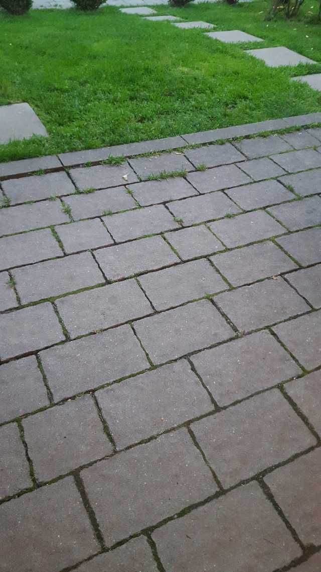 andezit de vanzare medias