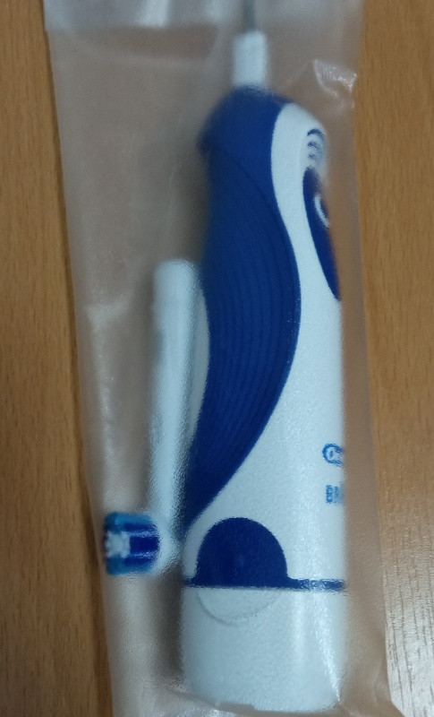 vand periuta de dinti braun oral b 2