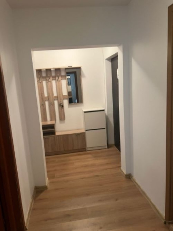 apartament 2 camere decomandat, 51mp, mobilat si utilat, vitan, 100. 000euro 4