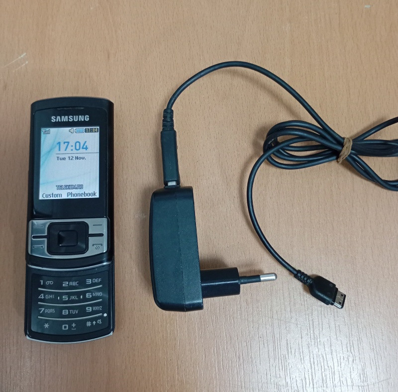 vand telefon samsung sgh c3050 3