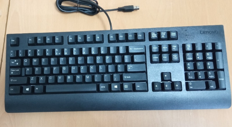 vand tastatura lenovo, noua, pentru pc 5